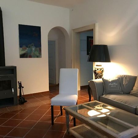 Elegantes Gaesteapartment Verano In Schloss Und Hofgut Langenzell Wiesenbach Buitenkant foto